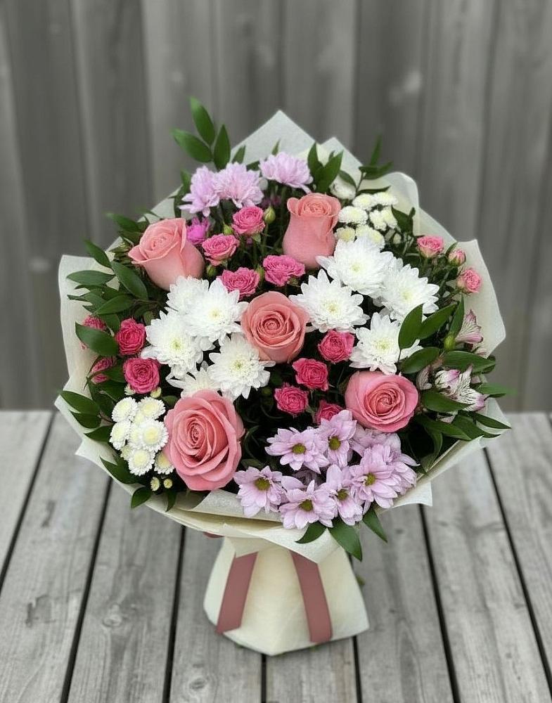 Букет цветов из: Альстромерии, Гвоздики, Розы и Хризантемы в Подгорном
