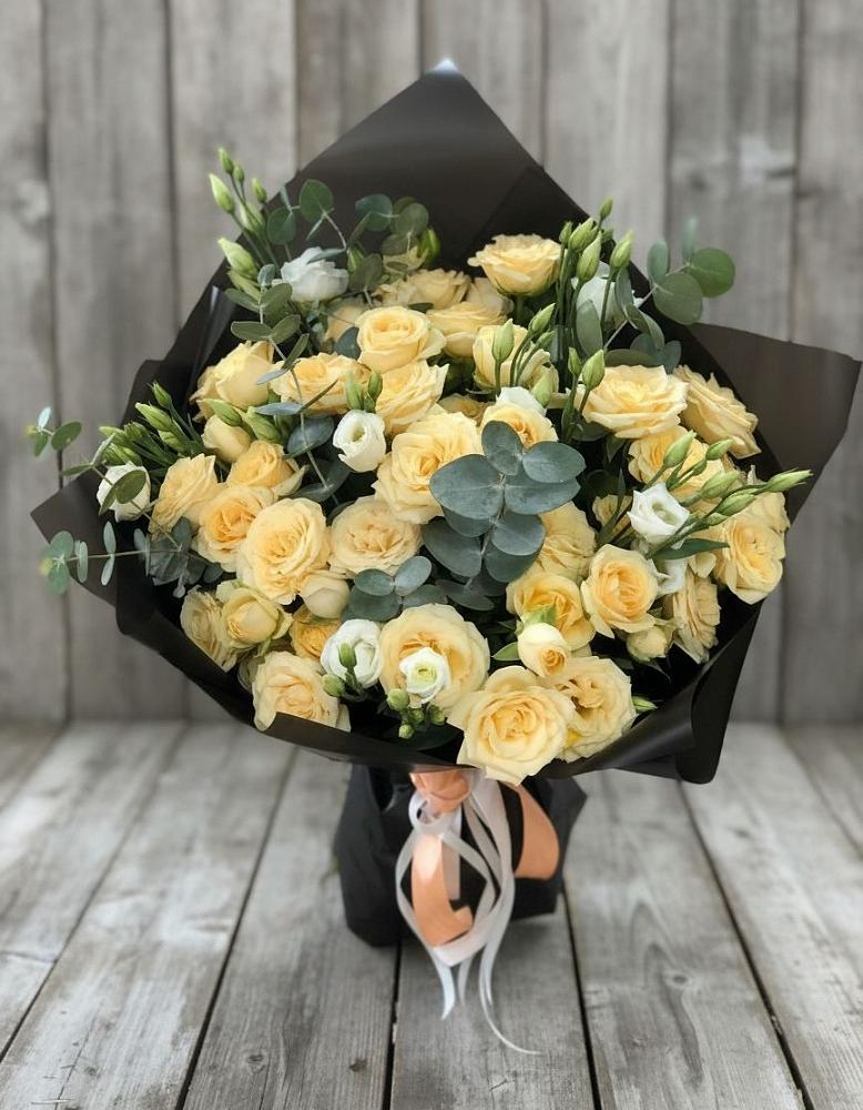 Букет цветов из: Розы и Лизиантусы в Подгорном