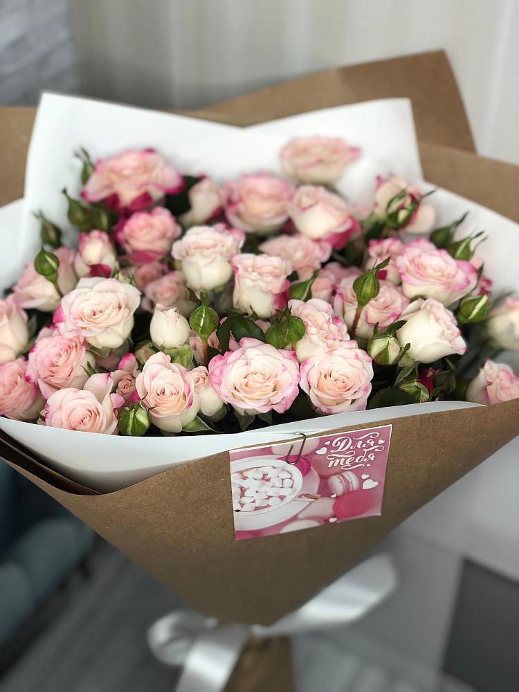 Букет цветов из: Розы в Подгорном