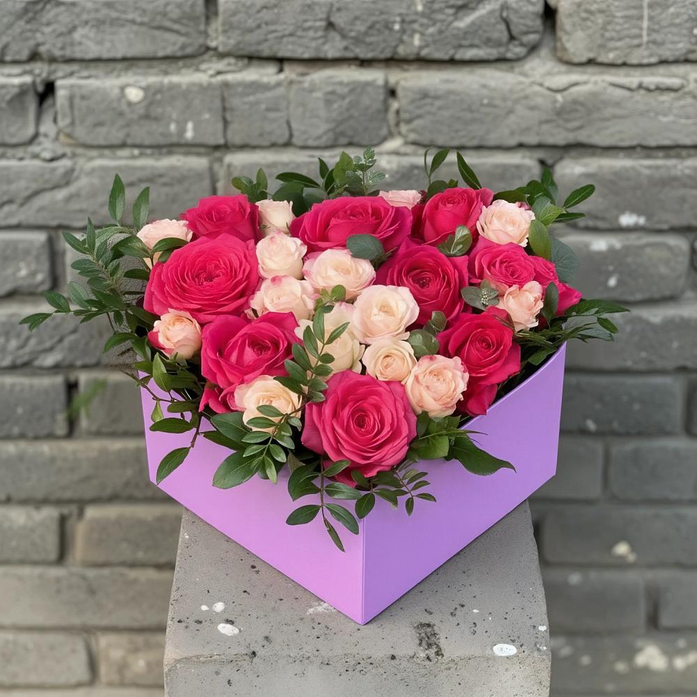 Цветочная композиция из Розы в коробке в Подгорном
