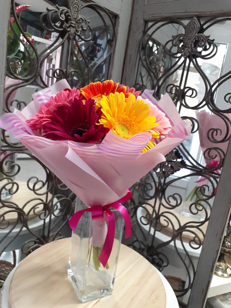 Букет цветов из: Герберы в Подгорном