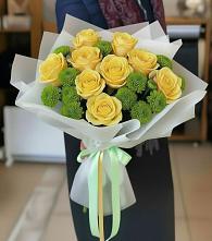 Букет цветов из:  Хризантемы и Розы в Подгорном