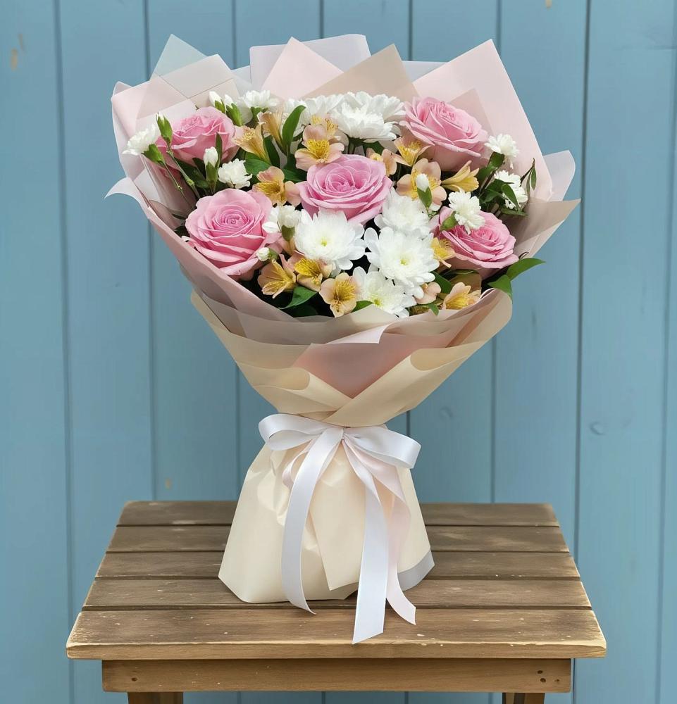 Букет цветов из: Гвоздики, Орхидеи и Розы в Подгорном