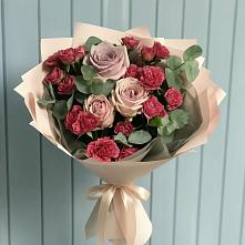 Букет цветов из:  Гвоздики и Розы в Подгорном